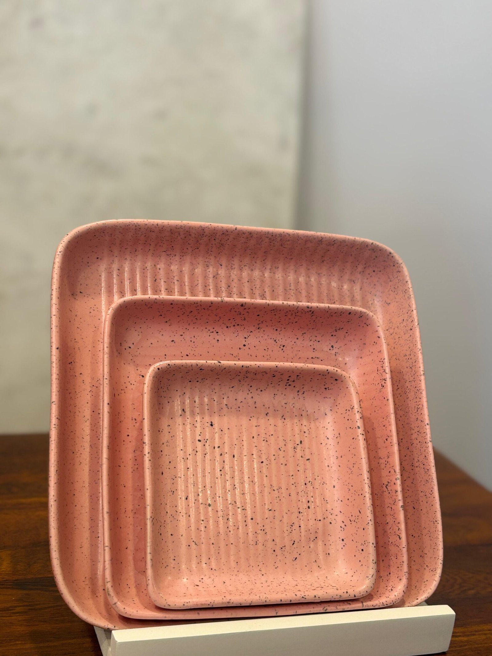 Graceful And Elegant Ceramic Plates Exporter In India